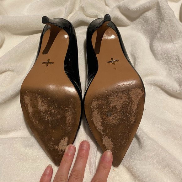 Pour La Victorie Black Patent Leather Pumps - sz 8 - Picture 5 of 6